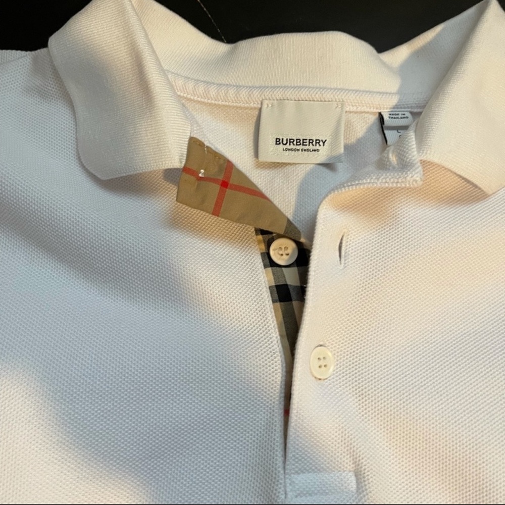 Burberry polo white Size L